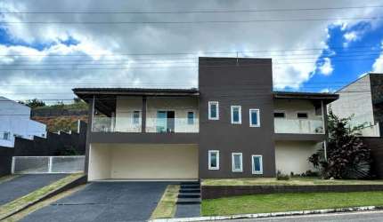 Casa à Venda e para Locação em Condomínio - Jacareí/SP