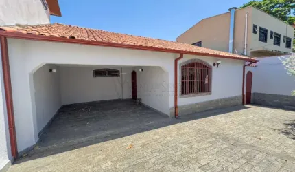 Excelente oportunidade de venda de uma casa padrão no bairro Jardim Satélite, em São José dos Campos/SP.