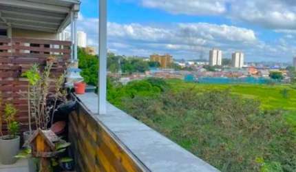 Apartamento Duplex à Venda - Jardim Califórnia em Jacareí