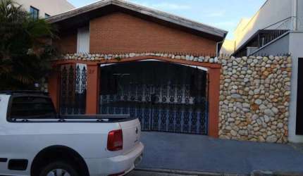 Casa à venda no Bosque dos Eucaliptos - São José dos Campos/SP