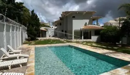 Sobrado à venda no Condomínio Terras de Piracicaba IV com 335 m² | 4 suítes com varanda, sendo 1 suíte master com closet e hidro e 6 vagas de garagem.