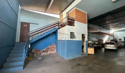 Barracão à venda no bairro Vila Monteiro com 427 m² de área construída.