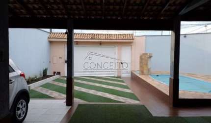 Casa térrea à venda no Campestre com 200 m² de área construída | 3 dormitórios, sendo 1 suíte e 4 vagas de garagem
