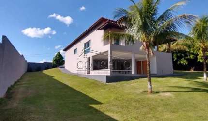 Chácara à venda no bairro Glebas Califórnia com 334 m² | 3 dormitórios, campo de futebol e 6 vagas de garagem.
