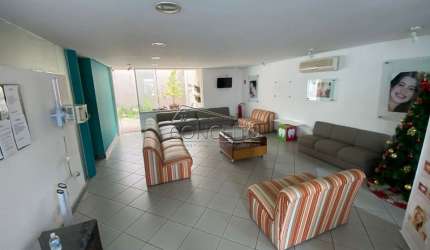 Prédio comercial à venda no bairro Cidade Alta com 200 m² | 9 salas, 2 recepções e 4 banheiros