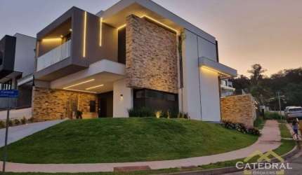 Sobrado com 3 dormitórios à venda, 292 m² por R$ 3.000.000,00 - Jardim Samambaia - Jundiaí/SP