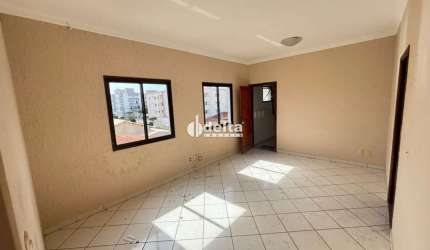 Apartamento, disponível para locação no bairro Santa Mônica, Uberlândia-MG