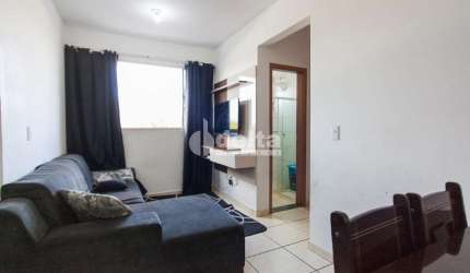Apartamento disponível para venda no bairro Jardim Célia em Uberlândia-MG