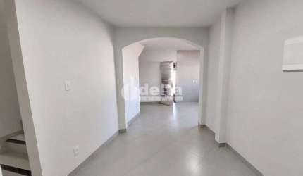 Casa disponível para locação no bairro Fundinho em Uberlândia-MG