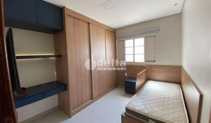 Apartamento disponível para venda no bairro Osvaldo Rezende em Uberlândia-MG