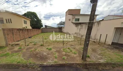 Terreno disponível para venda 420 m² no bairro Jardim Karaíba em Uberlândia-MG