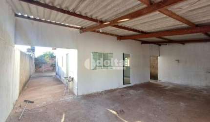 Casa residencial disponível para venda no bairro Morumbi em Uberlândia-MG