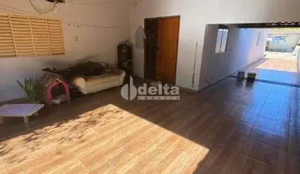 Casa Residencial Padrão em Uberlândia