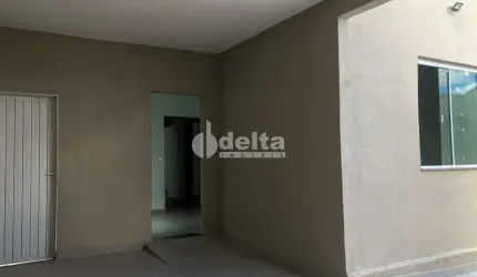 Casa residencial e comercial disponível para venda no bairro Fundinho em Uberlândia-MG