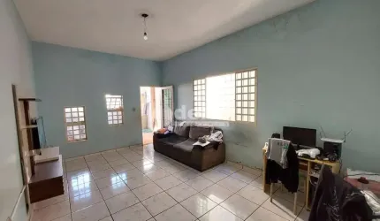 Casa Residencial disponível para venda no bairro Shopping Park em Uberlândia-MG