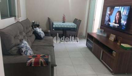 Casa residencial disponível para venda no bairro Minas Gerais  em Uberlândia-MG