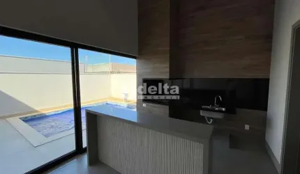 Casa no condomínio Arts disponível para venda em Uberlândia-MG