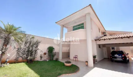 Casa  residencial disponível para venda no bairro Tibery em Uberlândia-MG