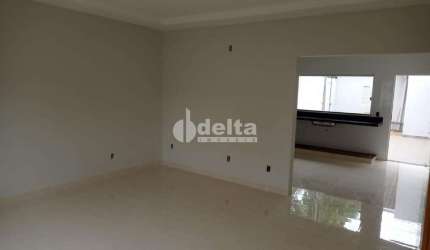 Casa residencial disponível para venda no bairro Morumbi em Uberlândia-MG