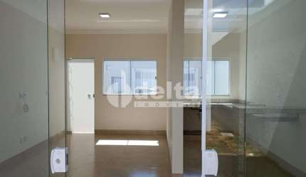Casa disponível para venda no bairro Granada em Uberlândia-MG