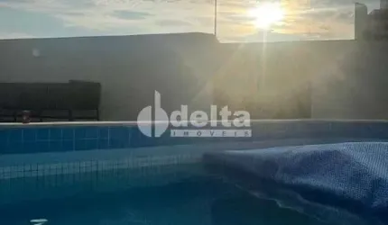 Cobertura disponível para venda no bairro Fundinho em Uberlândia-MG