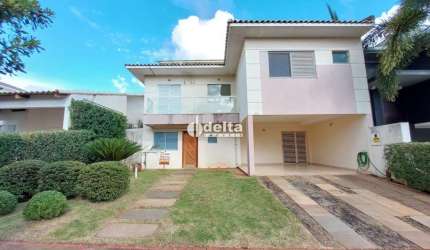 Casa no condomínio Paradiso Ecológico disponível para venda em Uberlândia-MG