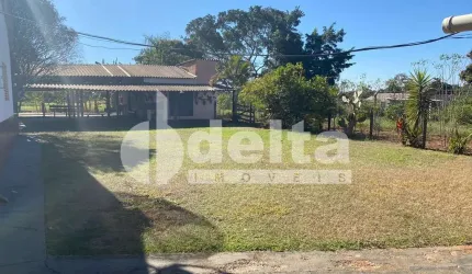 Chácara disponível para venda na Zona Rural de Uberlândia em Uberlândia-MG