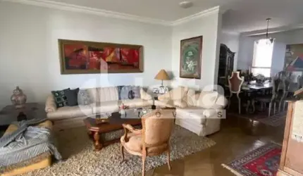 Apartamento disponível para venda no bairro Martins em Uberlândia-MG