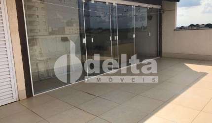 Cobertura  disponível para venda no bairro Brasil em Uberlândia-MG