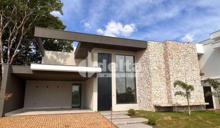 Casa no condomínio Arts disponível para venda em Uberlândia-MG