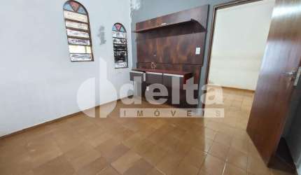 Casa residencial disponível para venda no bairro Tocantins em Uberlândia-MG