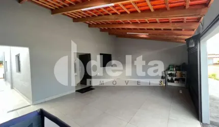 Casa residencial disponível para venda no bairro Jardim Brasília em Uberlândia-MG