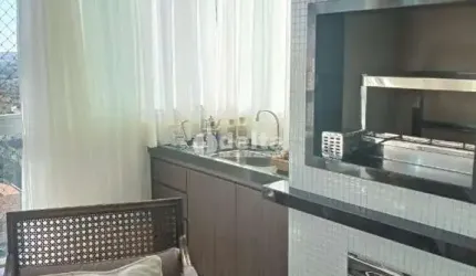 Apartamento disponível para venda no bairro Martins em Uberlândia-MG