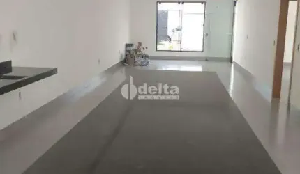 Casa residencial disponível para venda no bairro Cidade Jardim  em Uberlândia-MG