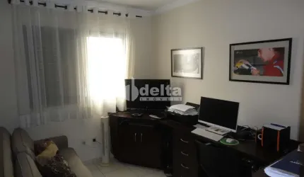 Cobertura  disponível para venda no bairro Saraiva em Uberlândia-MG