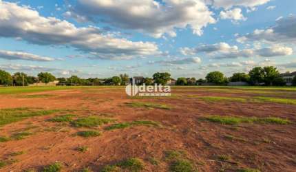 Terreno disponível para Venda 520,00 m² no bairro Jardim Inconfidência em Uberlândia-MG