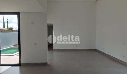 Casa no condomínio Splendido disponível para venda em Uberlândia-MG