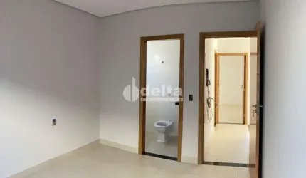 Casa residencial disponível para venda no bairro Jardim Canaã em Uberlândia-MG
