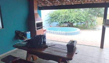 Casa residencial disponível para venda no bairro Residencial Gramado em Uberlândia-MG