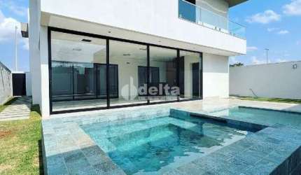 Casa no condomínio Jardim Versailles disponível para venda em Uberlândia-MG