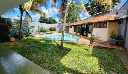 Casa residencial disponível para venda no bairro Tabajaras em Uberlândia-MG