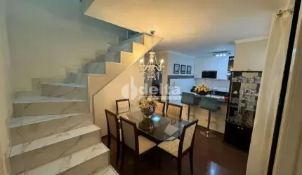 Cobertura  disponível para venda no bairro Jardim Finotti em Uberlândia-MG