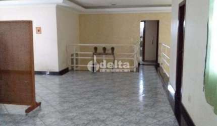 Casa residencial disponível para venda no bairro Cidade Jardim  em Uberlândia-MG