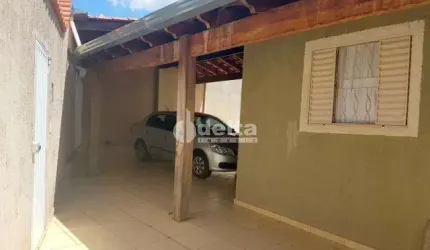 Casa Residencial, disponível para venda no bairro Santa Rosa, Uberlândia-MG