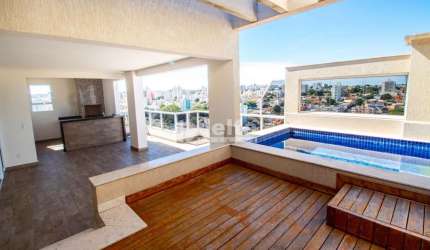 Cobertura  disponível para venda no bairro Lidice em Uberlândia-MG