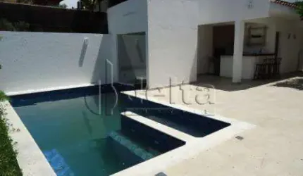 Casa residencial disponível para venda no bairro Morada da Colina em Uberlândia-MG.