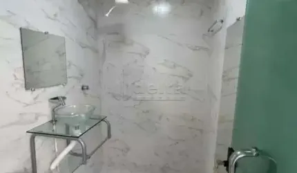 Casa residencial disponível para venda no bairro Granada em Uberlândia-MG