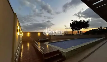 Apartamento disponível para venda no bairro Santa Mônica em Uberlândia-MG
