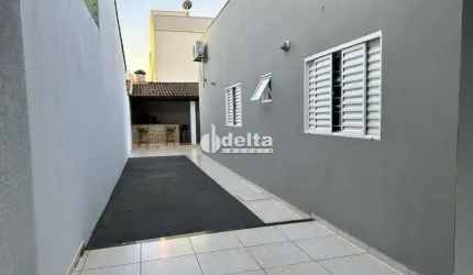 Casa disponível para venda no bairro Alto Umuarama em Uberlândia MG