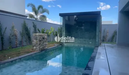 Casa no condomínio Alphaville 1 disponível para venda em Uberlândia-MG